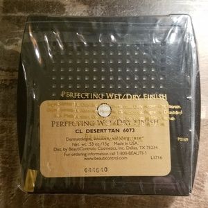 BeautiControl Perfecting Wet/Dry Foundation